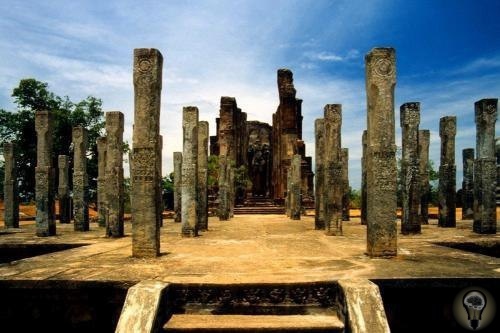 Древние потерянные королевства  Удивительные города, королевства, руины дворцов, странным образом сохранившиеся статуи и загадочно исчезнувшие обитатели Анкор-Ват Золотой век Кхмерской