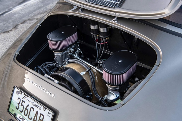 Обзор : Porsche 356 от Emory Motorsports Двигатель: 2.4 B4 Emor-Rothsport «Outlaw-4» с воздушным охлаждением.Трансмиссия: Механика 5 ступ. Масса: 839 кг Проект выполнен для рок-звезды Джона Отса